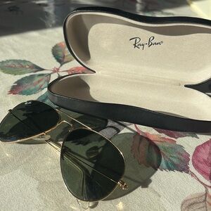RayBan Aviators Gold